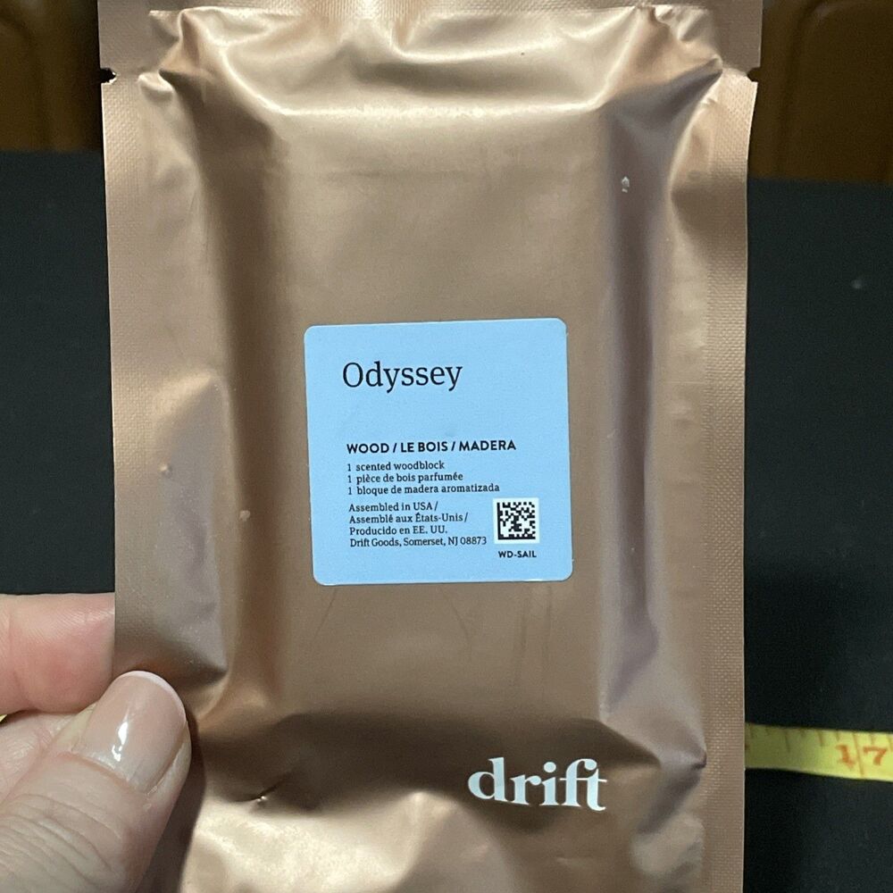 {F17} Drift Car Wood Air Freshener Car Odor Eliminator - Odyssey Scent